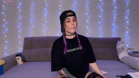 Snapshot of kittie_bear chatting on 01.19.25 Veronica online show from 01.19.25