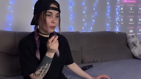 Snapshot of kittie_bear chatting on 02.18.25 Veronica online show from 02.18.25