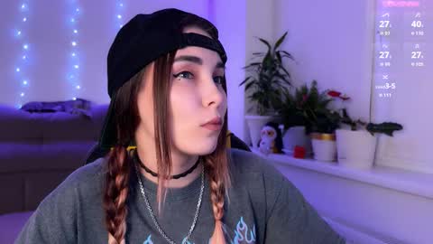 Snapshot of kittie_bear chatting on 09.08.25 Veronica online show from 09.08.25