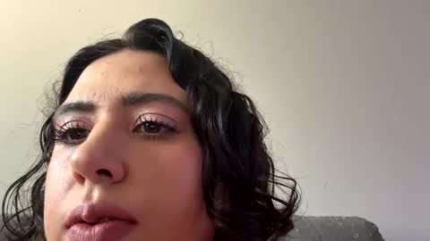 kitty3202 online show from 10.14.25