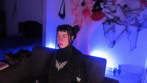 kitty__chs online show from 11.16.25