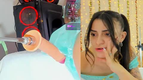 Snapshot of kitty__rosse__ chatting on 10.15.25 Kitty online show from 10.15.25