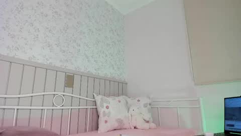 sophie online show from 04.16.26