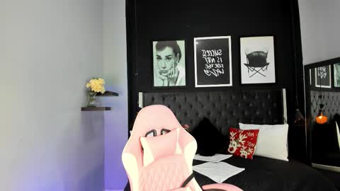 Kitty online show from 11.20.25