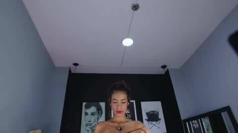 Kitty online show from 11.30.25