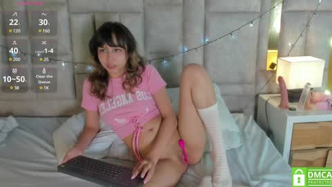 Emma online show from 01.15.25