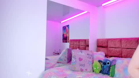 Kitty online show from 10.24.25