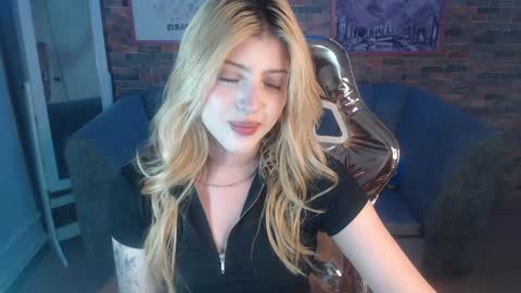 kitty_fox_b online show from 12.23.24