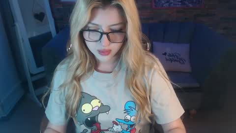 kitty_fox_b online show from 01.09.25