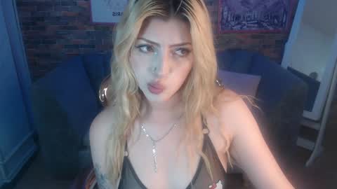 kitty_fox_b online show from 01.21.25