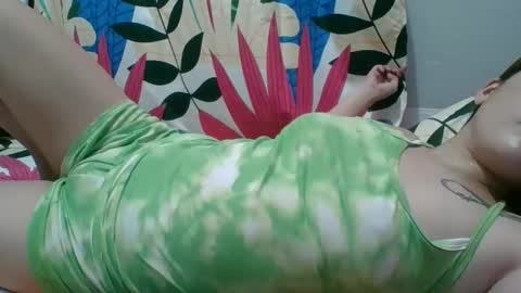 Snapshot of kitty_kate90 chatting on 12.13.24 kitty_kate90 online show from 12.13.24