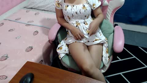 Kate online show from 12.21.24