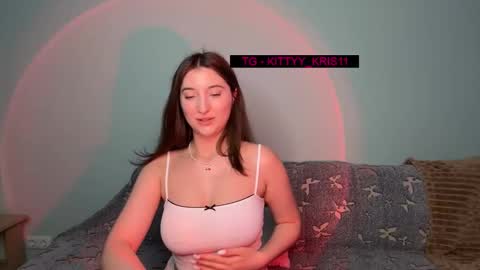 kitty_kristy1 online show from 11.11.25