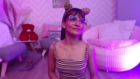 KITTY online show from 09.21.25