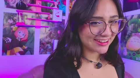 Snapshot of kitty_niki chatting on 05.30.26 Nicol Gomez online show from 05.30.26