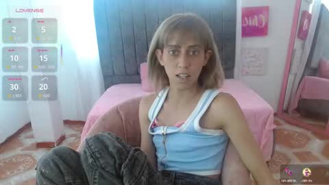 Snapshot of kitty_seducction chatting on 11.07.25 Aleja online show from 11.07.25