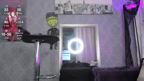 Kendall Saray   online show from 10.28.25