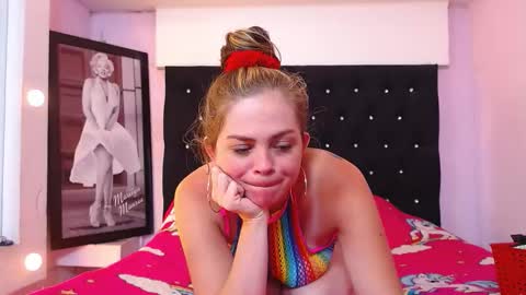 paola online show from 11.24.25