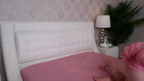 Snapshot of kittycaitlin chatting on 06.15.26 Katya online show from 06.15.26