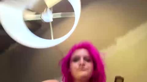 Snapshot of kittycat929709 chatting on 01.15.25 Drip maker online show from 01.15.25