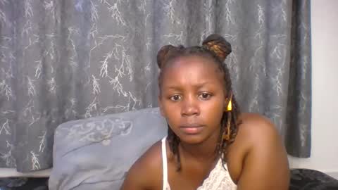 Snapshot of kittygleam chatting on 09.19.25 kittygleam online show from 09.19.25