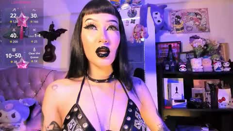 Kitty Goth  online show from 02.04.26