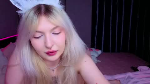 Snapshot of kittykendall chatting on 04.18.26 kittykendall online show from 04.18.26