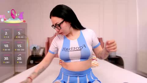 Lisa online show from 04.20.26