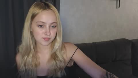  Chloe and Kate  online show from 09.14.25