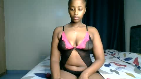 Snapshot of kittypettite chatting on 06.23.26 Kittypettite online show from 06.23.26