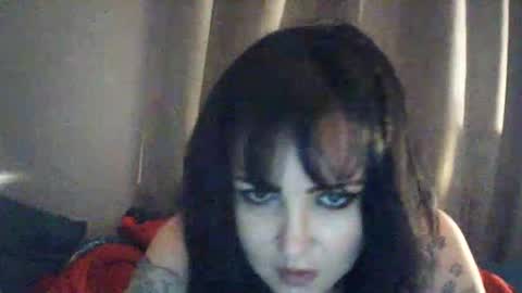 SummerT online show from 04.21.26