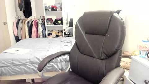 Snapshot of kittywantslove23 chatting on 10.04.25 kittywantslove23 online show from 10.04.25