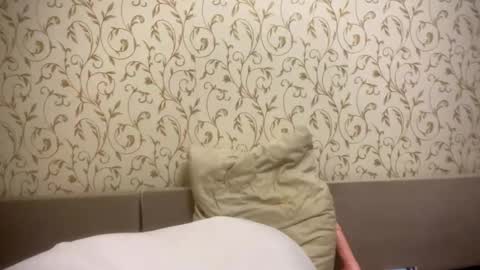 kittywithu online show from 10.09.25