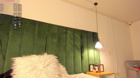 K I T T Y Y  online show from 11.03.25