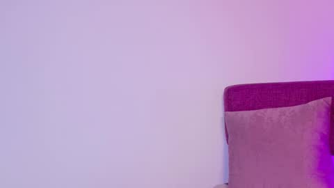 Kitty Hill online show from 02.17.26