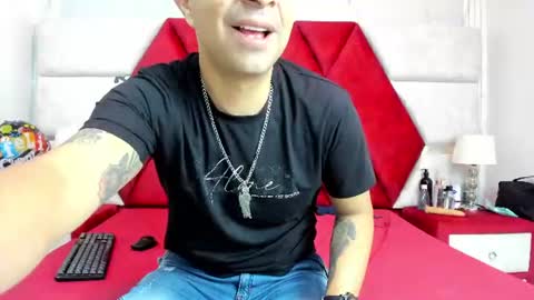 Snapshot of kity_spiderr chatting on 07.04.26 Luisa y Jairo online show from 07.04.26