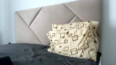 kiwigray online show from 02.26.25