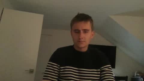kiwiii211208 online show from 05.02.26