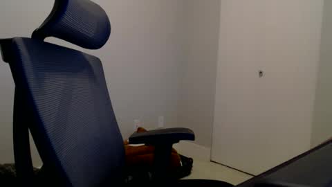 Snapshot of kjei189009 chatting on 04.26.26 kjei189009 online show from 04.26.26
