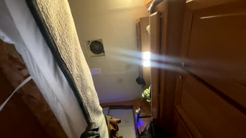 Snapshot of kjlandscapellc2022343415 chatting on 10.30.25 kjlandscapellc2022343415 online show from 10.30.25