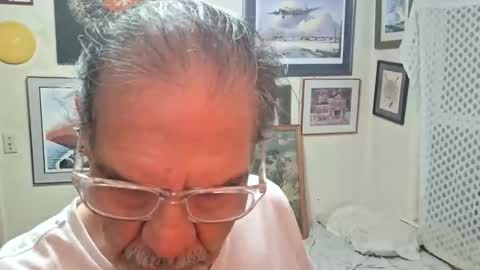 kkevinp2025 online show from 09.22.25
