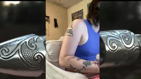 Kelsey viddell online show from 10.08.25