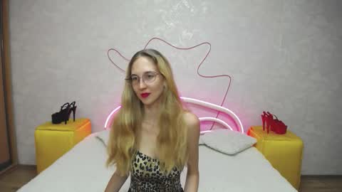 Klary online show from 09.19.25
