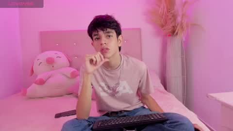 Snapshot of klaus_sunrise_xx chatting on 03.07.25 KLAUS online show from 03.07.25