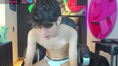 Snapshot of klaus_sunrise_xx chatting on 10.24.25 KLAUS online show from 10.24.25