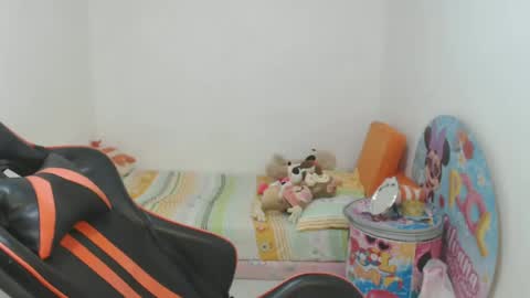 Snapshot of klauss_123 chatting on 06.19.26 klauss 123 online show from 06.19.26