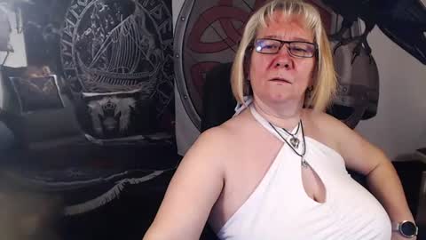 Michelle online show from 02.01.25