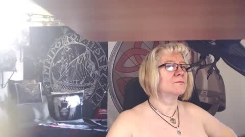 Michelle online show from 02.12.25
