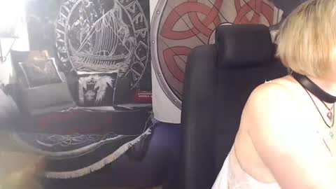 Michelle online show from 02.25.25