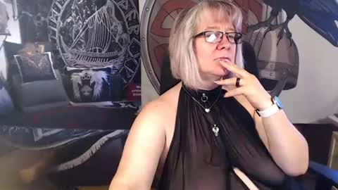 Michelle online show from 09.12.25